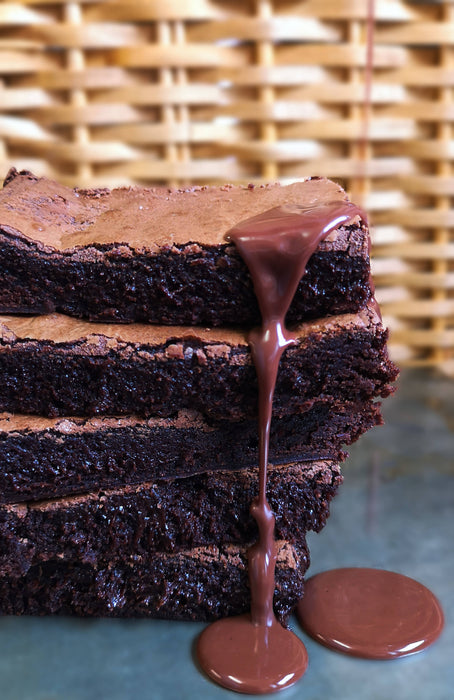 Big Proper Brownies Recipe Book - by the owners of the UK's award winning Most Northerly Mainland Bistro