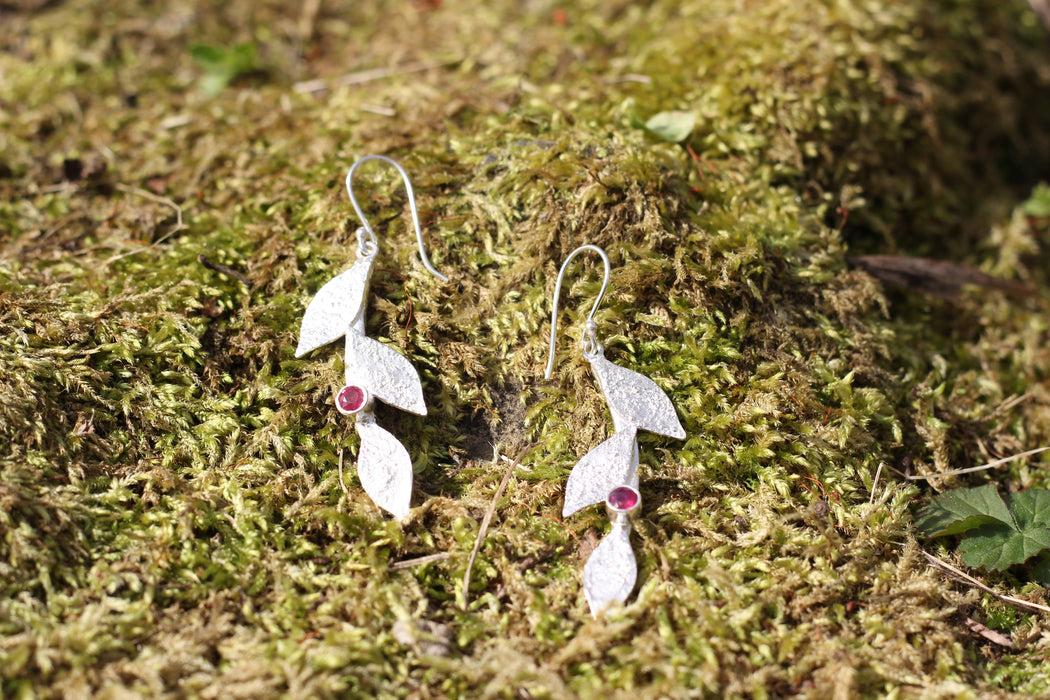 ruby emerald or opal reticulated sterling silver leaf design drop earrings